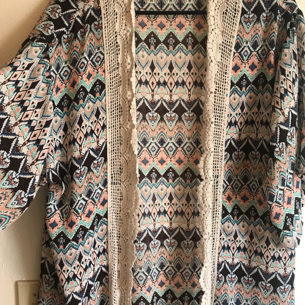 Xhilaration kimono